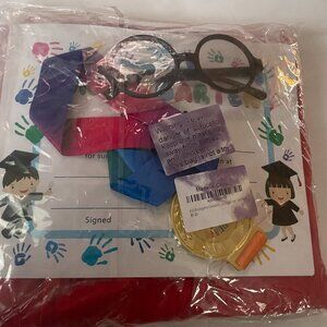 Kindergarten Graduation Set 🎓❤️ (Gown + Cap + Diploma Kit)